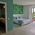 Stile Libero 4* Lacona