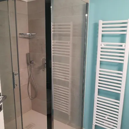 B&B Stile Libero 라코나