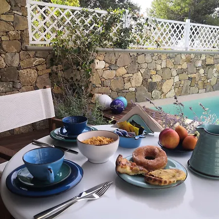Stile Libero B&B 라코나