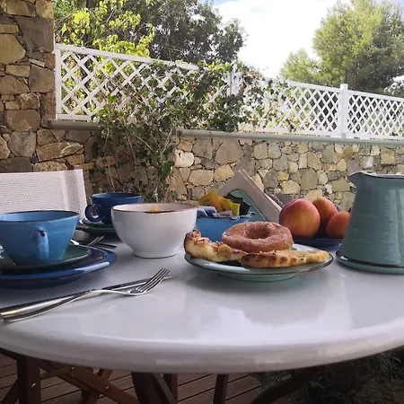 B&B Stile Libero 라코나